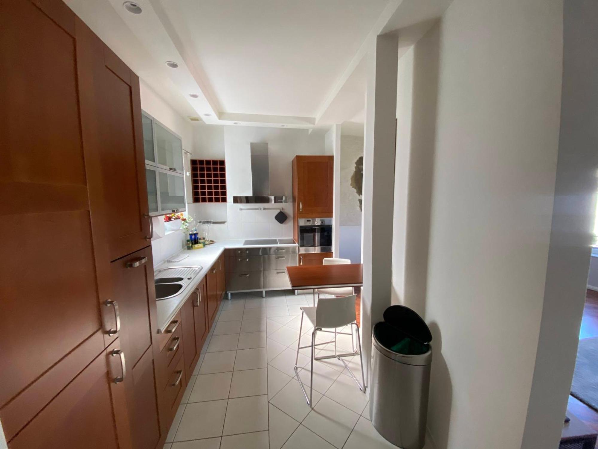 To - Downtown Apartment Gdansk